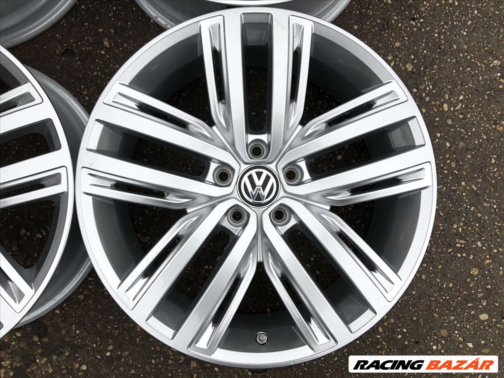 4db gyári 19" VW Tiguan [Auckland] alufelni. (1453) 2. kép